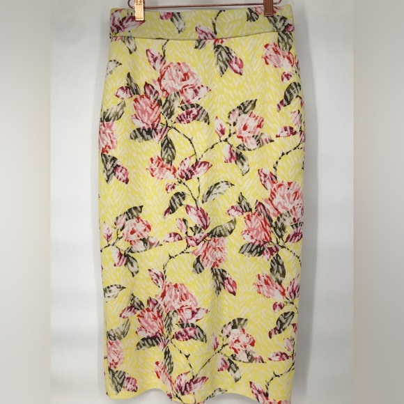 Colorful Floral Textured Pencil Skirt - Picture 1 of 11